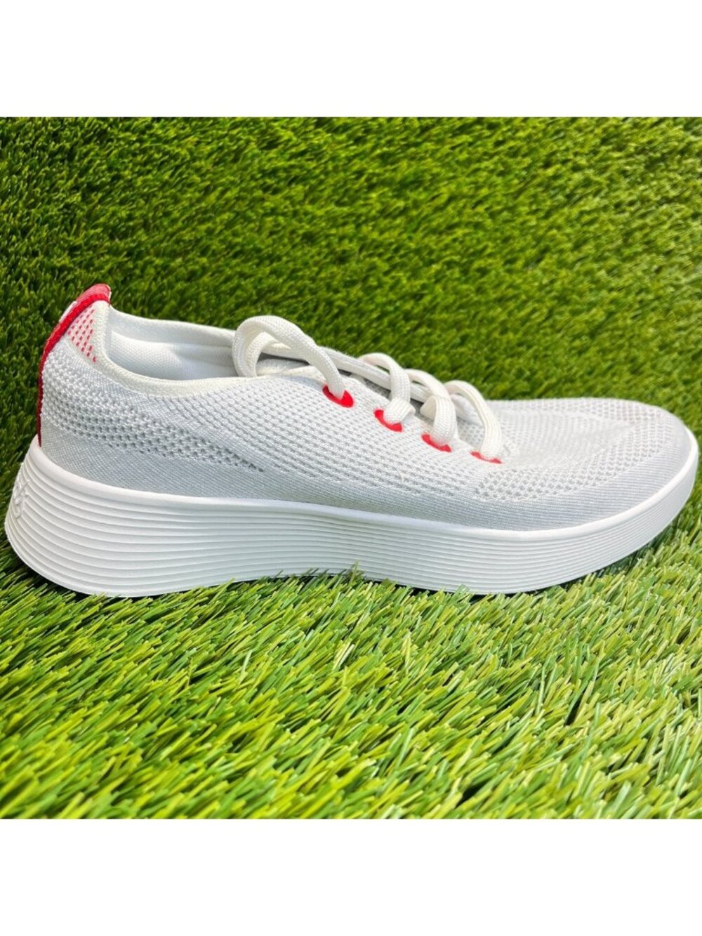 Allbirds Tree Runner Go Womens Size 9.5 White Athletic Running Shoes Sneakers